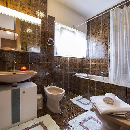 Apartment Aldesago Panoramica - Happy Lugano