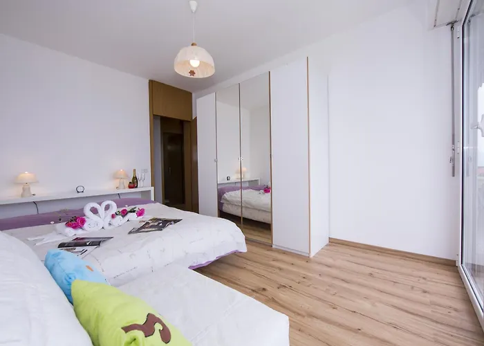 Aldesago Panoramica - Happy ルガーノ